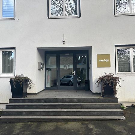 Hotel U Muelheim Free Parking Highspeed Wifi Mulheim an der Ruhr Bagian luar foto