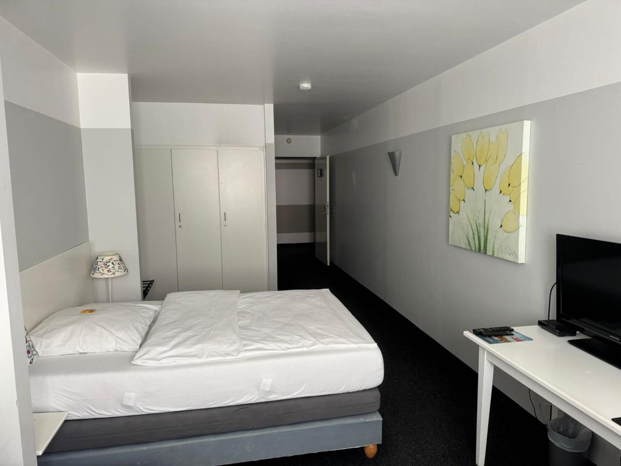 Hotel U Muelheim Free Parking Highspeed Wifi Mulheim an der Ruhr Bagian luar foto