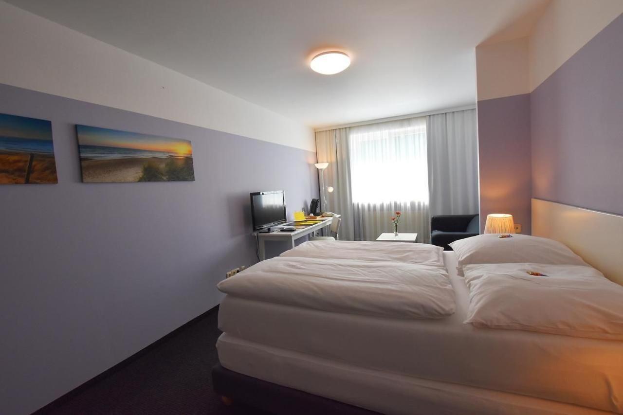 Hotel U Muelheim Free Parking Highspeed Wifi Mulheim an der Ruhr Bagian luar foto